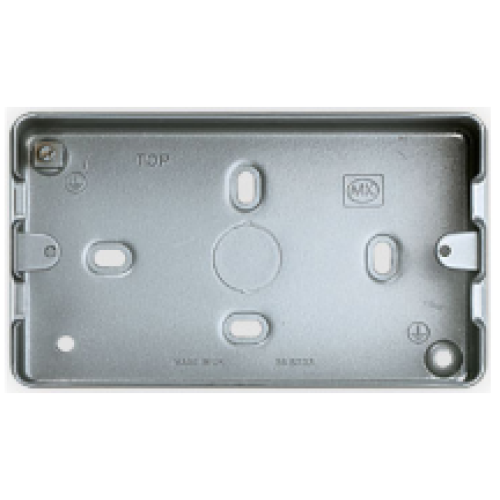 MK K8892ALM Box 3&4 Gang 40mm Surface KO