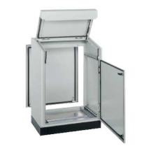 Schneider NSYSD6R PanelSeT SD Compact Control Desk with Rear Panel 1000x600x600mm